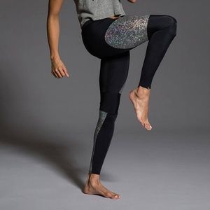 Onzie Moto Yoga Leggings S/M NWT